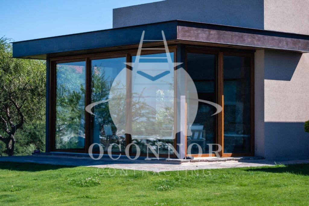 What Are Different Types Of Roof Overhangs? 2 Flat Roof Overhang